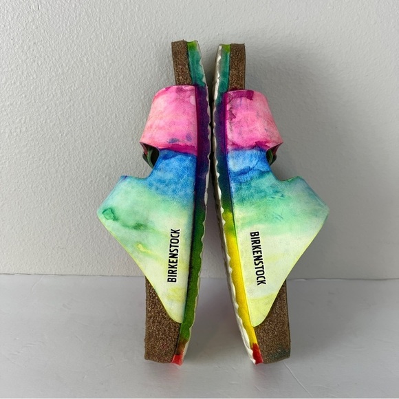 Custom Made Tie-Dye Birkenstock Arizona - Picture 3 of 5